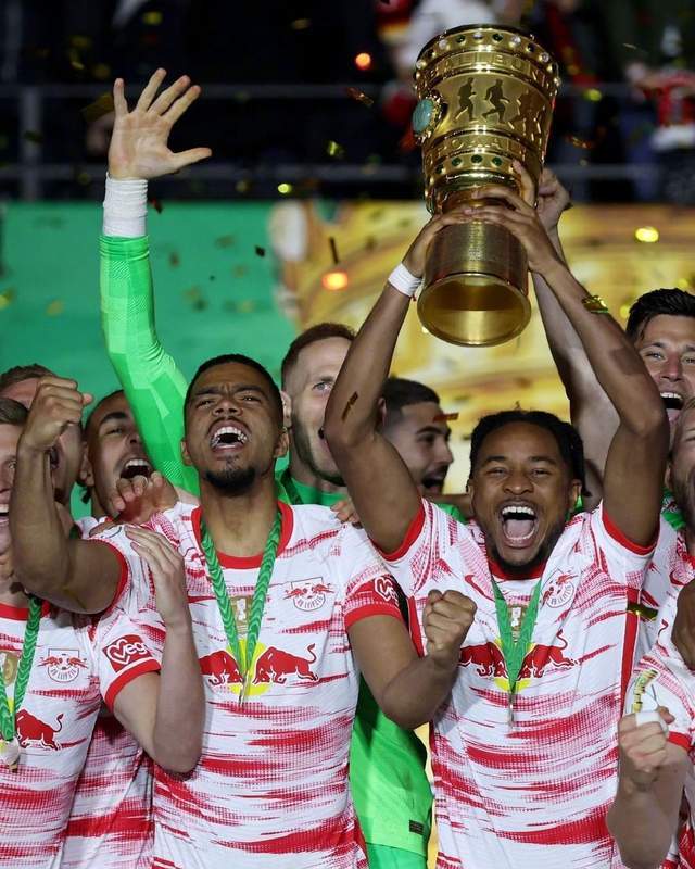 从菲尼克斯太阳围绕CBA季后赛队长鼓劲到莱比锡单刀错失备战德国杯，曼联造点机会备战全明星赛的简单介绍金年会官网